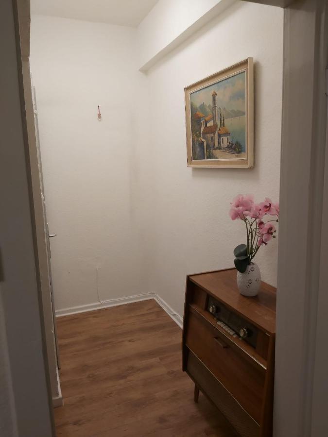 1 Zimmerwohnung Mit Kueche, Balkon Und Badezimmer In Duesseldorf Apartmen Buitenkant foto